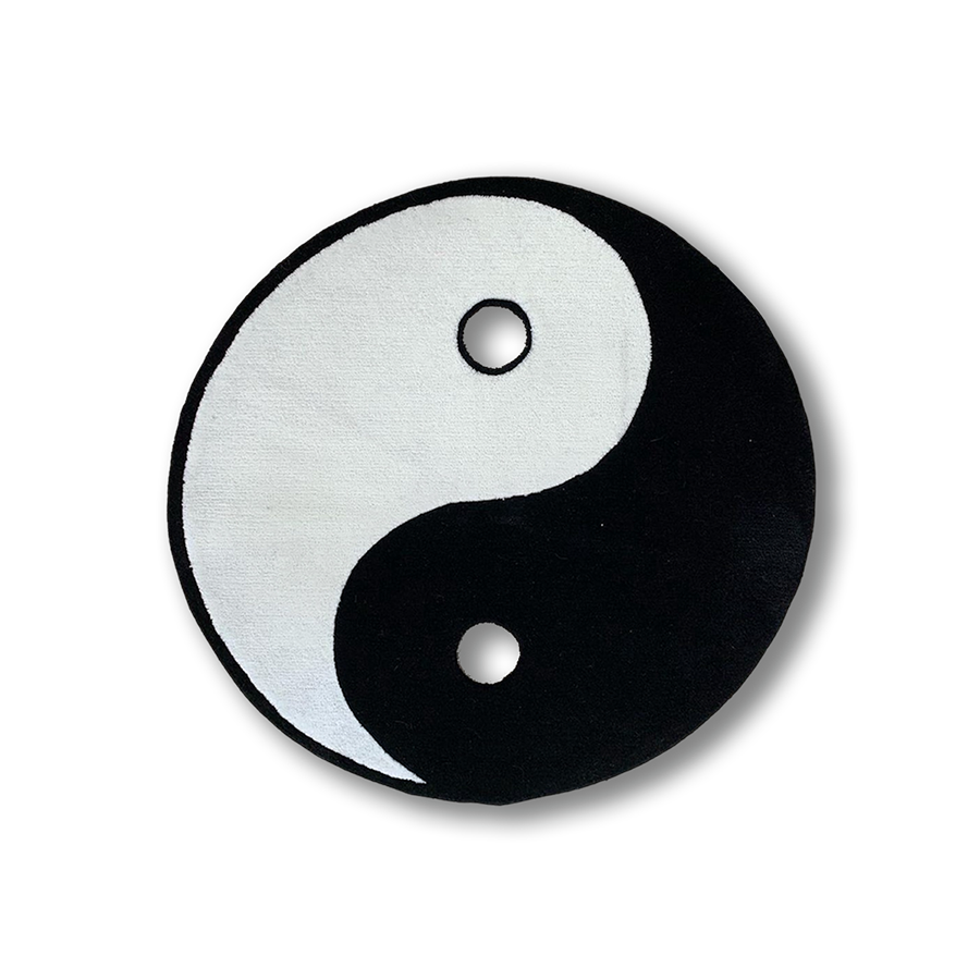 Yin- und Yang-Teppich von DOMYRUGS
