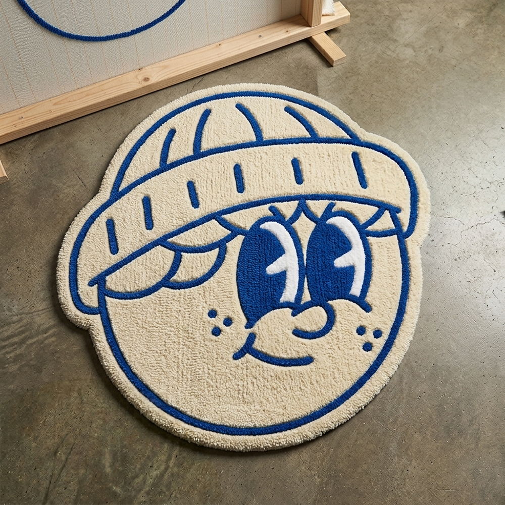 Tapis Monsieur Chou by DOMYRUGS (Custom Order)