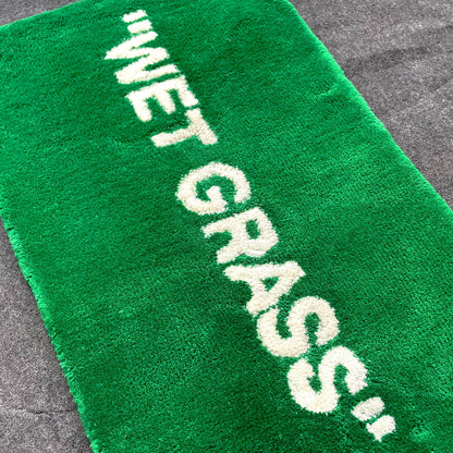 Tapis Wet Grass Pelouse by DOMYRUGS