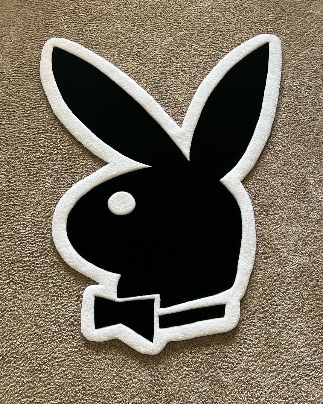 Pink Playboy.Bunny Rug 2024